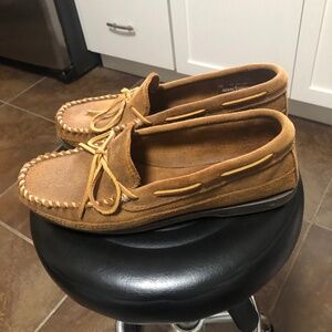 Minnetonka Tan Suede Slippers - 58